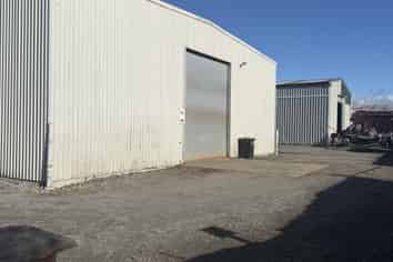 STORAGE OR WORKSHOP OPTIONS (3)