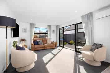 60 Quinn Crescent, Woodend