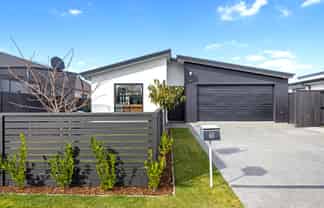 60 Quinn Crescent, Woodend