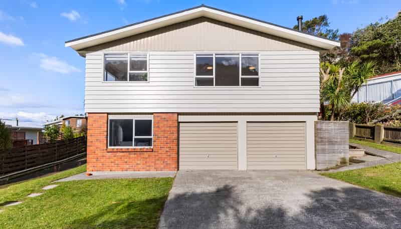 193 Broderick Road, Johnsonville
