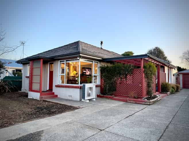 73 Adamson Crescent, Glengarry