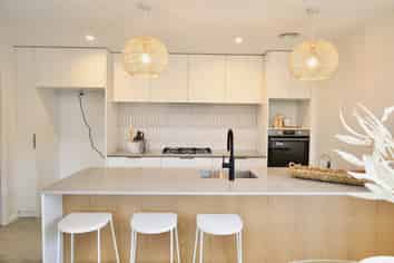 2 Samuel Place, Palmerston North Central
