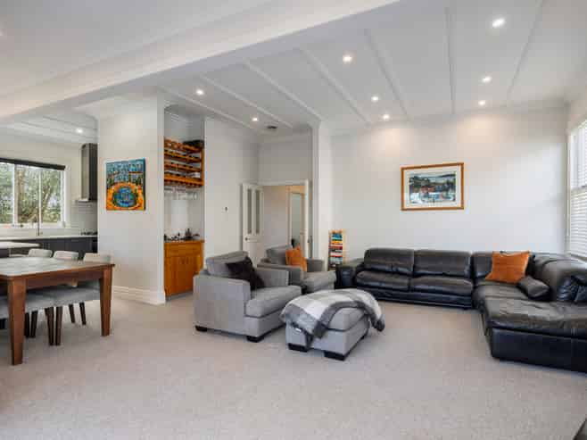 60 Paice Avenue, Sandringham