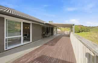11 Bob Carter Place, Welcome Bay