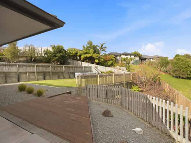 11 Bob Carter Place, Welcome Bay