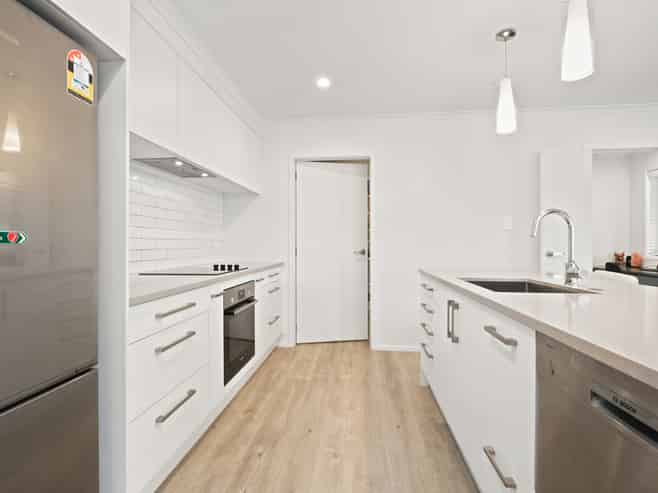 11 Bob Carter Place, Welcome Bay