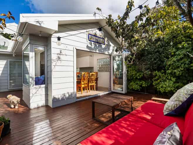 1 Highland Road, Mount Albert