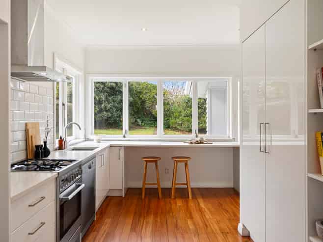7 Weston Avenue, Mount Albert