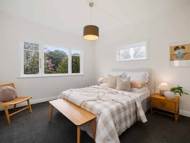 7 Weston Avenue, Mount Albert
