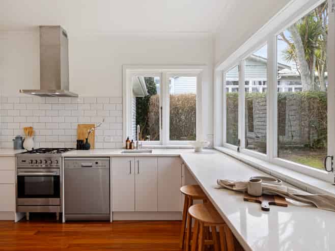 7 Weston Avenue, Mount Albert