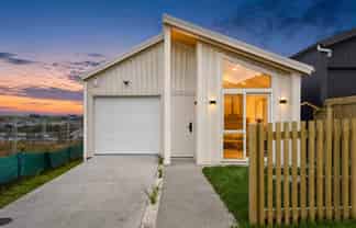 18 Kopu Road, Orewa