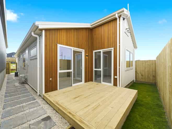 18 Kopu Road, Orewa
