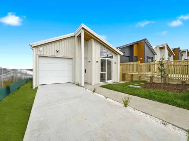 18 Kopu Road, Orewa