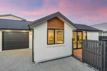 6 Armson Close, Mosgiel