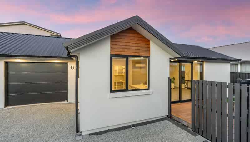 6 Armson Close, Mosgiel