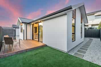 6 Armson Close, Mosgiel