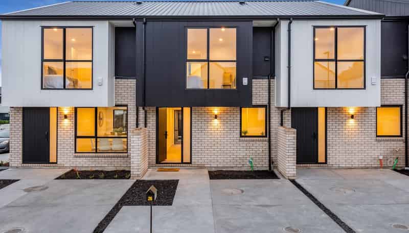 24 Paapaakiri Loop, Takanini