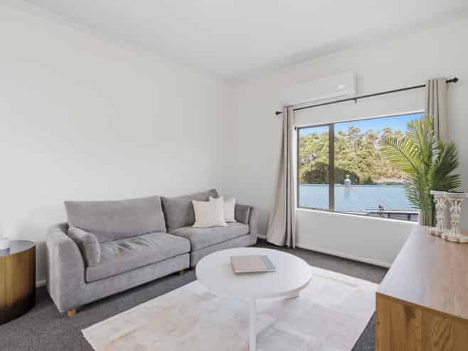 45 Wallath Road, Westown