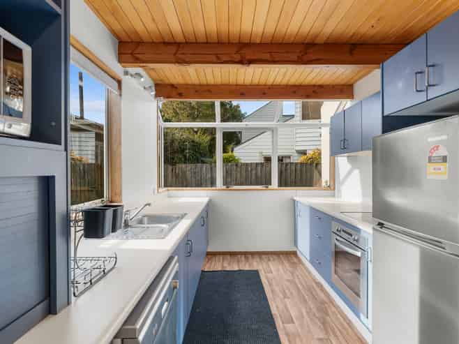 2/173 Idris Road, Strowan