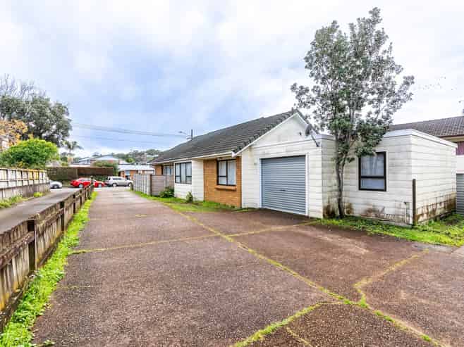 23 & 23A Campbell Road, Royal Oak