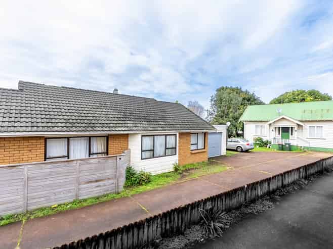 23 & 23A Campbell Road, Royal Oak