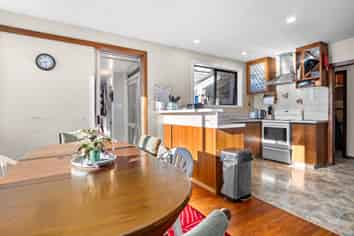 53 South Belt, Lincoln
