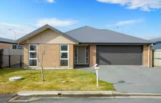 25 Sharman Place, Wigram