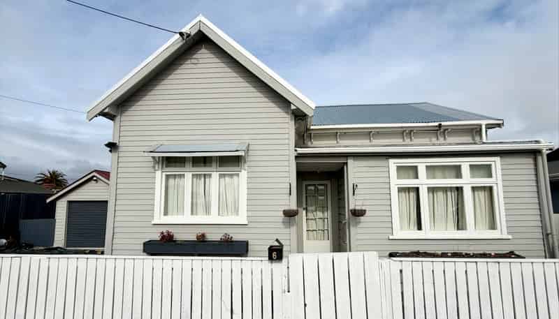6 Mill St, Westport