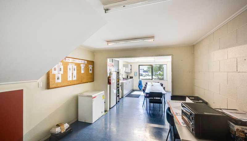 309 Avenue Road East, Hastings