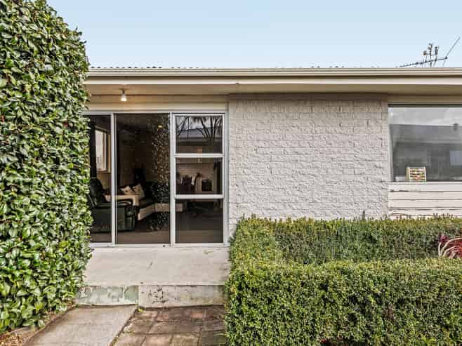 1/9 Kawau Crescent, Bromley