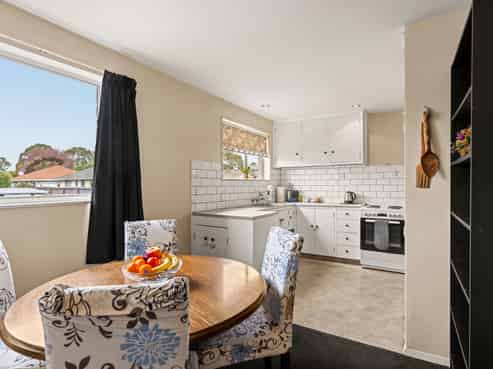 1/9 Kawau Crescent, Bromley