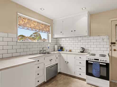 1/9 Kawau Crescent, Bromley