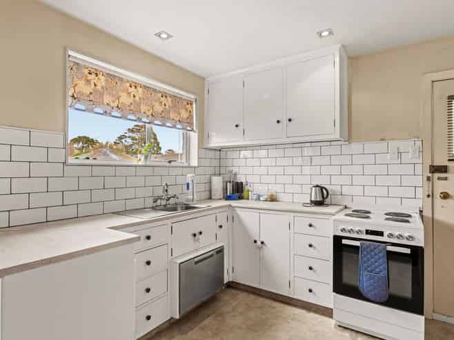 1/9 Kawau Crescent, Bromley