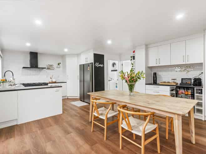 70 Harmel Road, Glendene