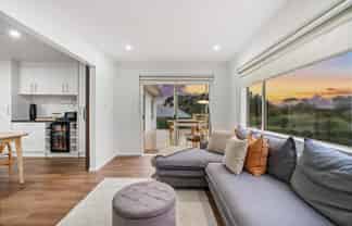 70 Harmel Road, Glendene
