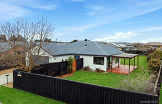 22 Kowhai Street, Oxford