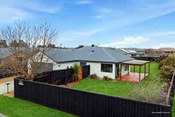 22 Kowhai Street, Oxford