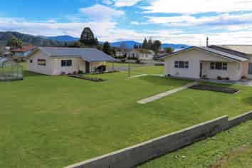 97 Broadway, Reefton