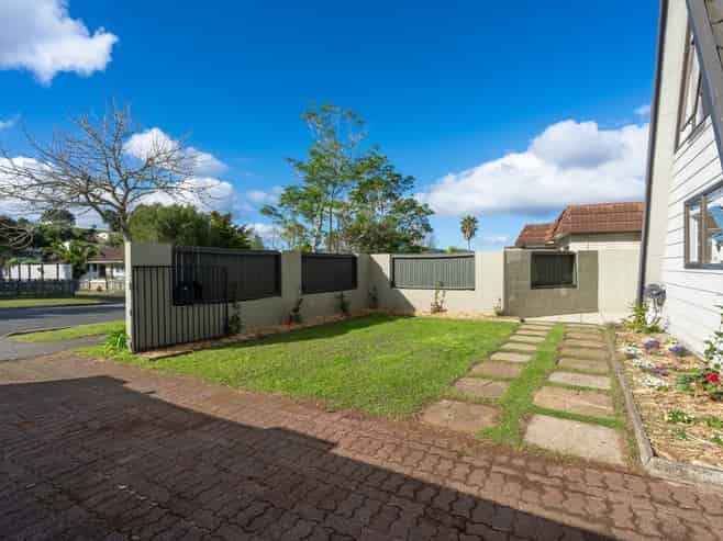 12 Eureka Place, Parahaki