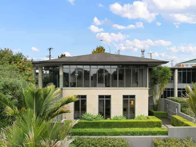 2 Comries Road, Chartwell