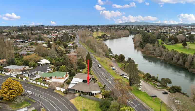 2 Comries Road, Chartwell