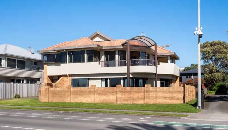 32 Marine Parade, Mount Maunganui