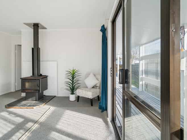 17B Grayson Avenue, Mangakakahi