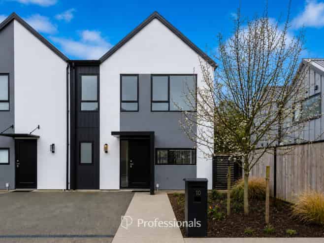 10 Raeble Walkington Lane, Wallaceville