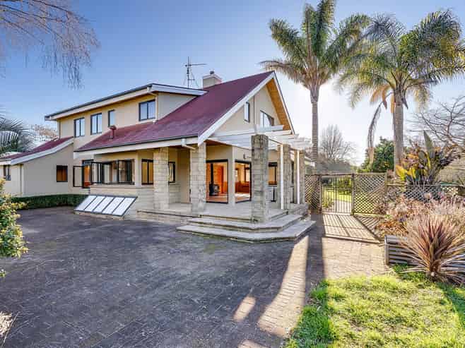3642 Cambridge Road, Cambridge