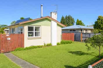 238 Sunset Road, Sunnybrook