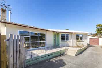 238 Sunset Road, Sunnybrook