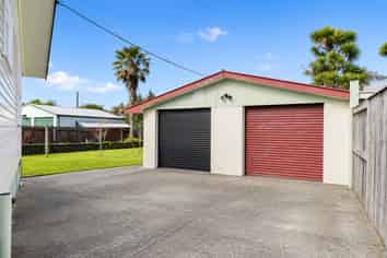 238 Sunset Road, Sunnybrook