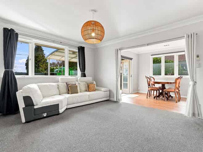 11 Glenbrook Road, KARAKA