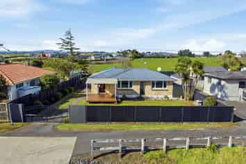 11 Glenbrook Road, KARAKA